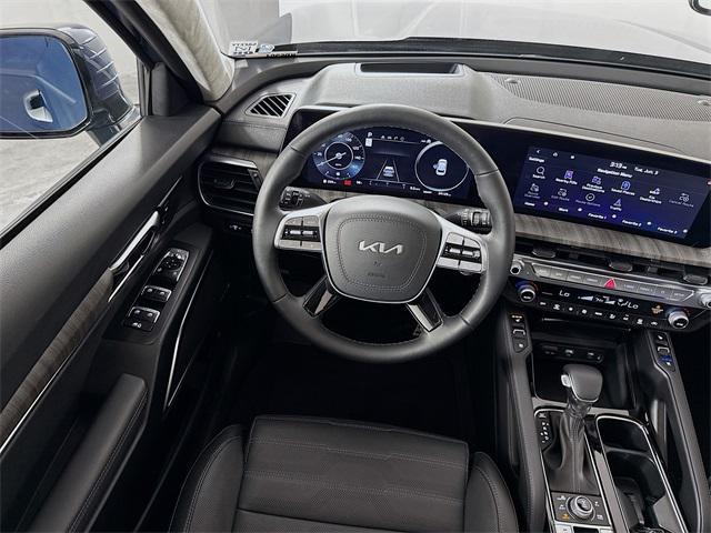 Photo of 2023 Midnight Lake Blue Kia Telluride