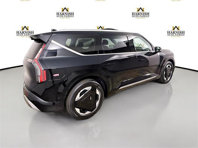 Photo of 2026 Ebony Black Kia EV9