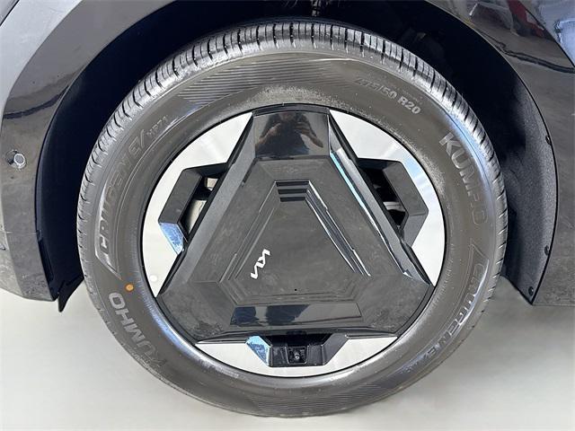 Photo of 2026 Ebony Black Kia EV9