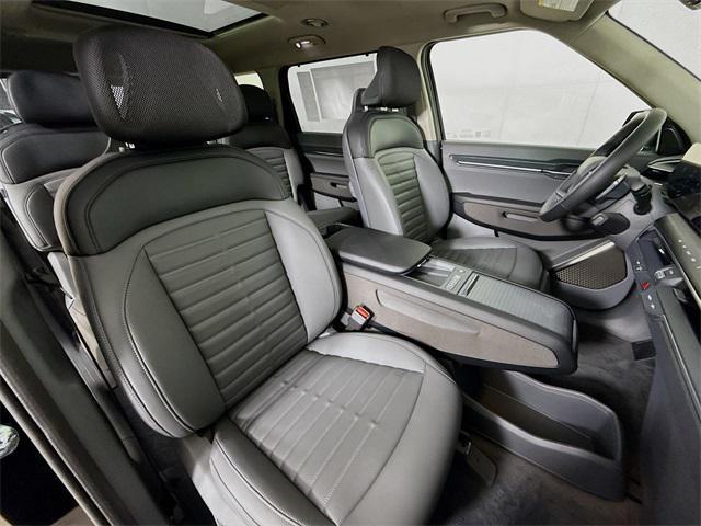 Photo of 2026 Ebony Black Kia EV9