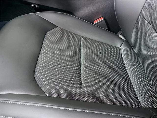 Photo of 2025 Glacier White Pearl Kia EV6