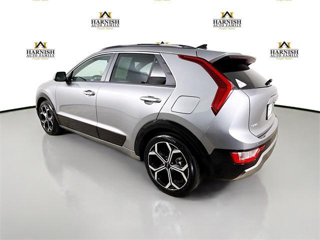 Photo of 2024 Steel Gray Kia Niro