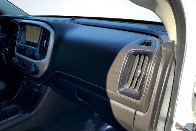 Photo of 2020 Summit White GMC Canyon