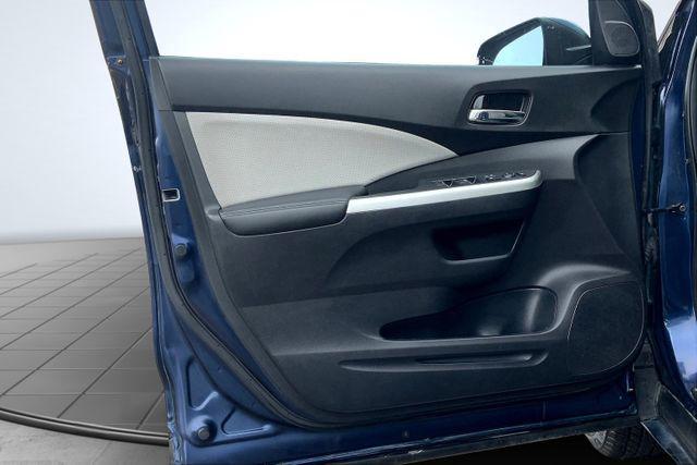 Photo of 2016 Obsidian Blue Pearl Honda CR-V