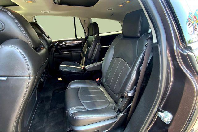 Photo of 2017 Ebony Twilight Metallic Buick Enclave