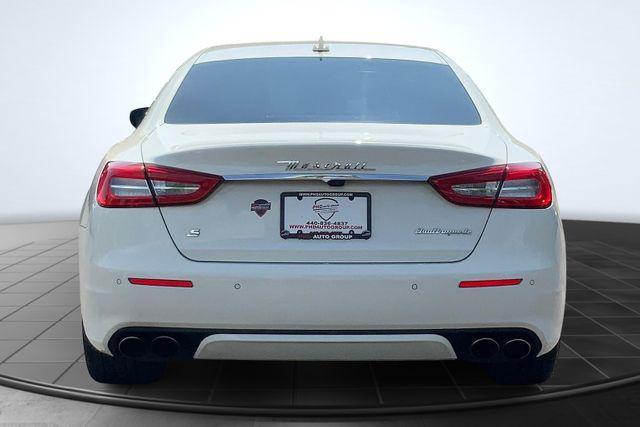 Photo of 2017 Bianco Maserati Quattroporte