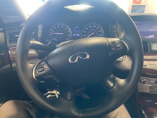 Photo of 2015 Black Obsidian INFINITI Q70L