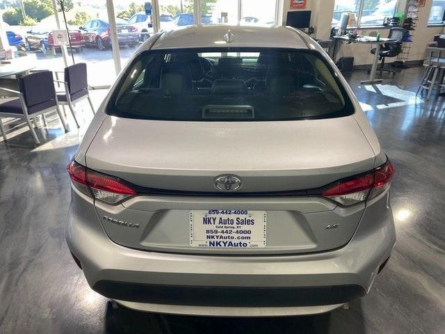 Photo of 2022 Silver Toyota Corolla