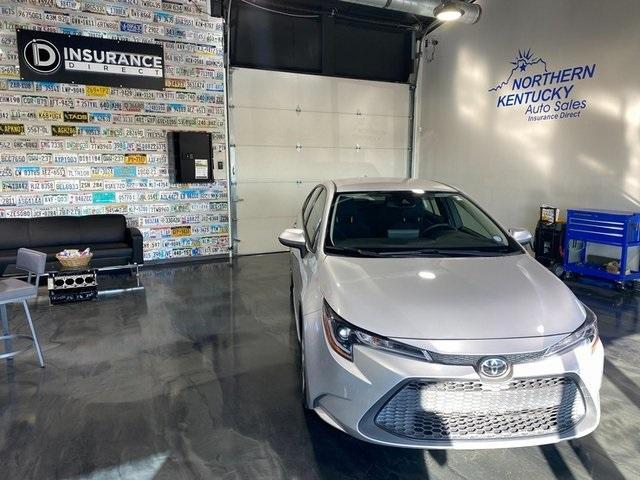 Photo of 2022 Silver Toyota Corolla
