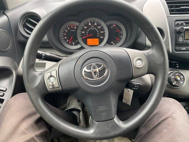 Photo of 2012 White Toyota RAV4