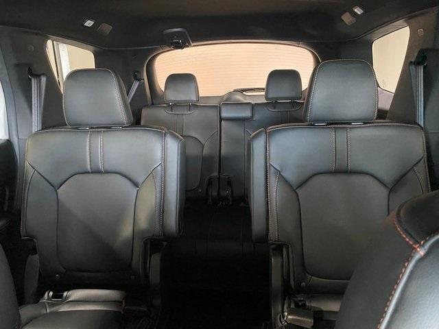 Photo of 2024 White Honda Pilot