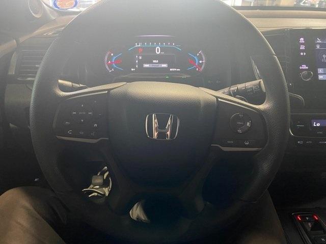 Photo of 2021 Gray Honda Passport