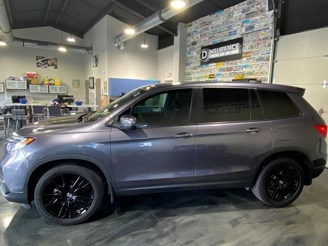 Photo of 2021 Gray Honda Passport