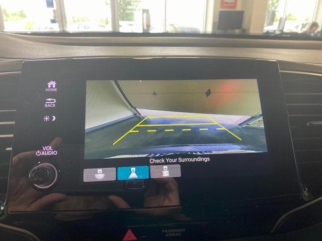 Photo of 2021 Gray Honda Passport