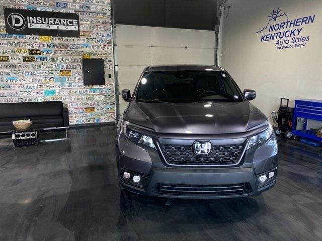 Photo of 2021 Gray Honda Passport