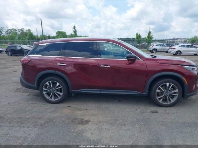 Photo of 2022 Deep Bordeaux INFINITI QX60