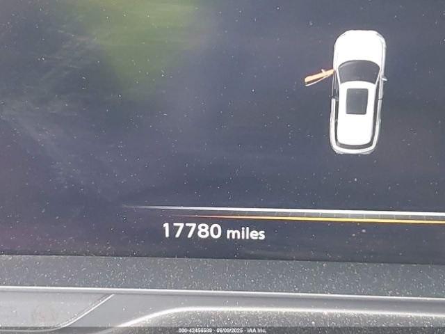 Photo of 2022 Deep Bordeaux INFINITI QX60