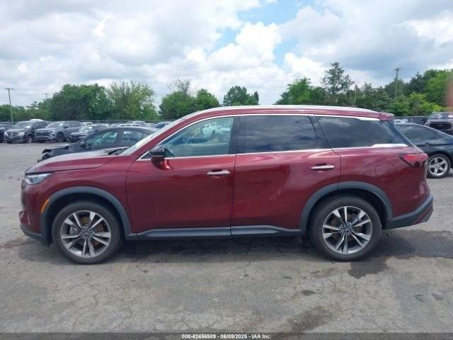 Photo of 2022 Deep Bordeaux INFINITI QX60