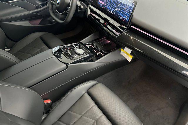 Photo of 2026 Alpine White BMW 530