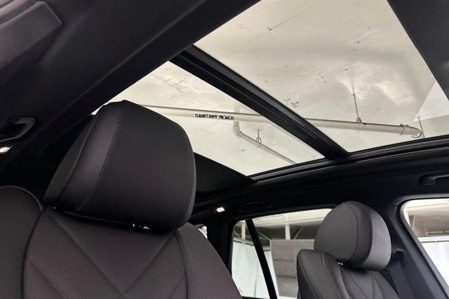 Photo of 2026 Alpine White BMW X5