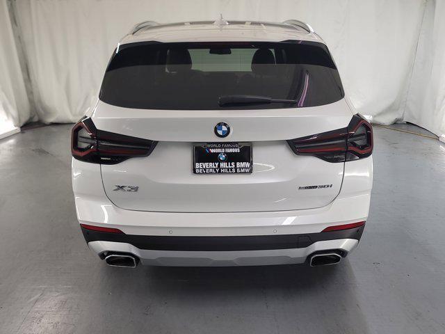 Photo of 2023 Mineral White Metallic BMW X3