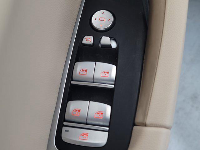Photo of 2023 Mineral White Metallic BMW X3