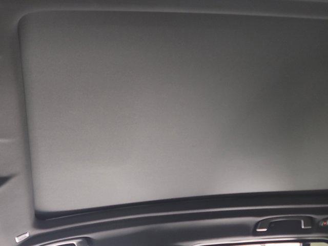 Photo of 2023 Mineral White Metallic BMW X3
