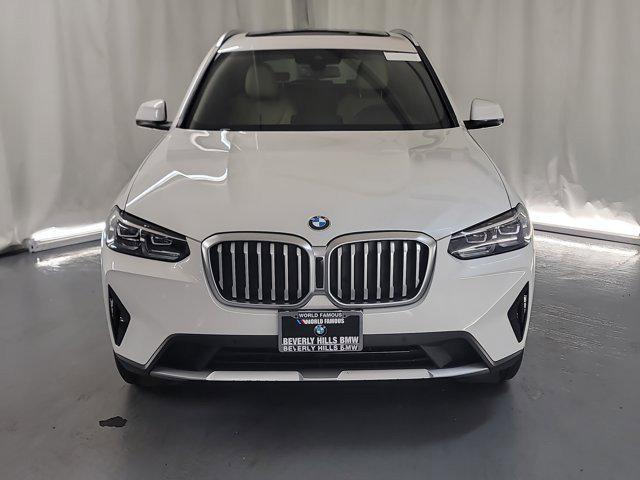 Photo of 2023 Mineral White Metallic BMW X3
