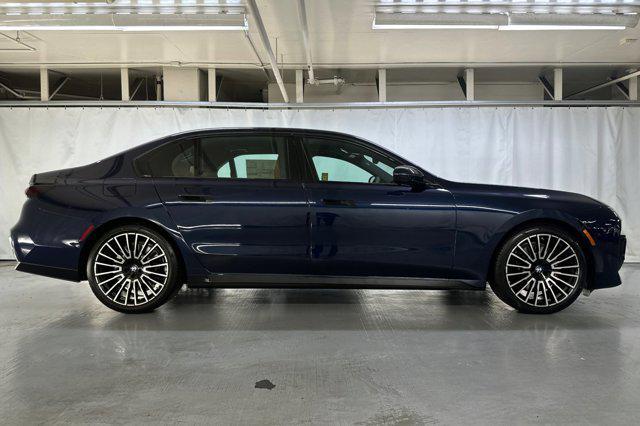 Photo of 2025 Tanzanite Blue II Metallic BMW 740