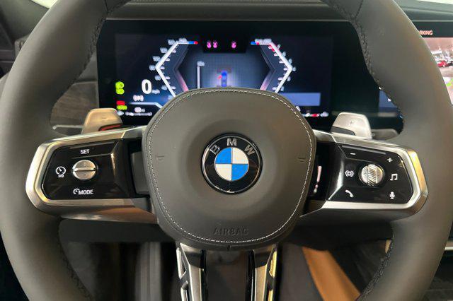 Photo of 2025 Tanzanite Blue II Metallic BMW 740