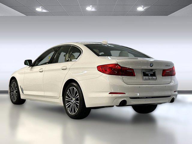 Photo of 2020 Alpine White BMW 530