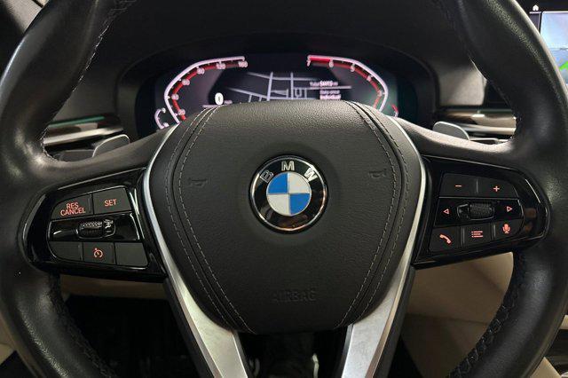 Photo of 2020 Alpine White BMW 530