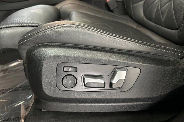 Photo of 2023 Black Sapphire Metallic BMW X5