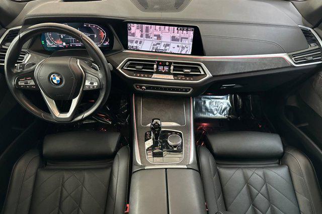 Photo of 2023 Black Sapphire Metallic BMW X5