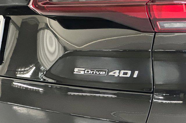 Photo of 2023 Black Sapphire Metallic BMW X5