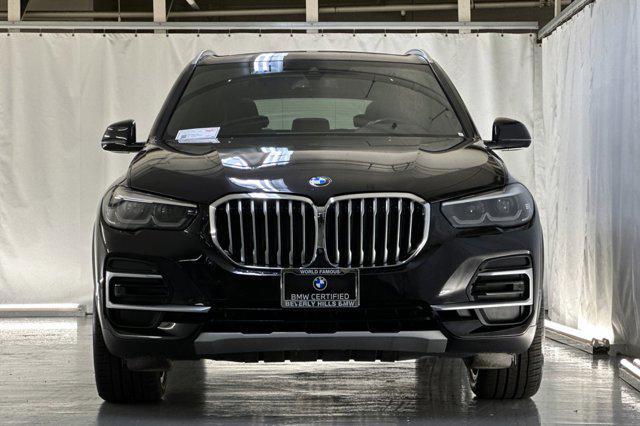 Photo of 2023 Black Sapphire Metallic BMW X5