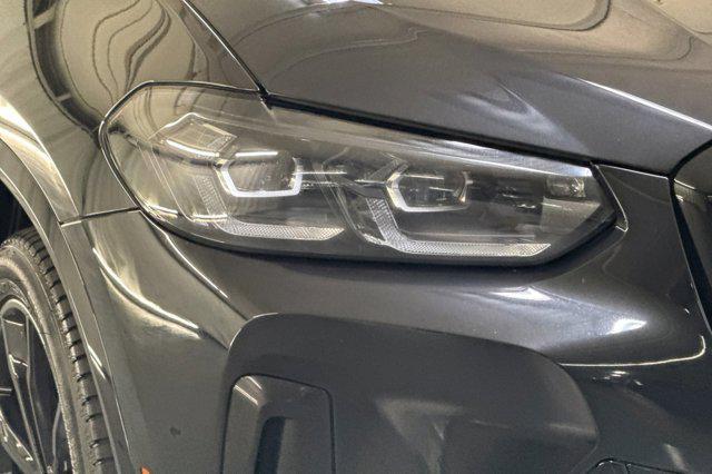 Photo of 2024 Black Sapphire Metallic BMW X3
