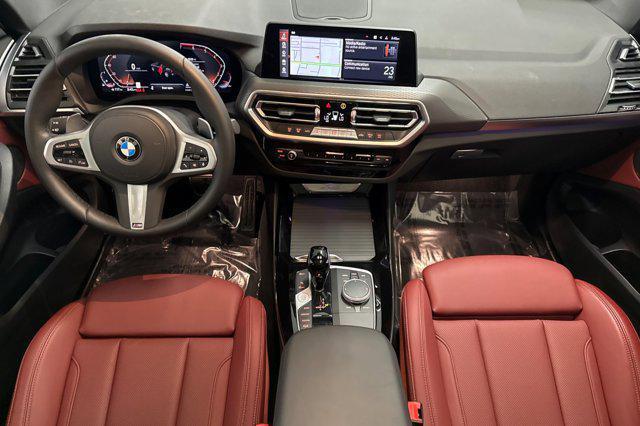 Photo of 2024 Black Sapphire Metallic BMW X3