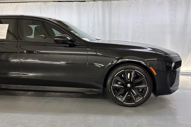 Photo of 2023 Black Sapphire Metallic BMW 760