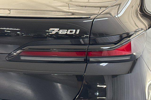 Photo of 2023 Black Sapphire Metallic BMW 760