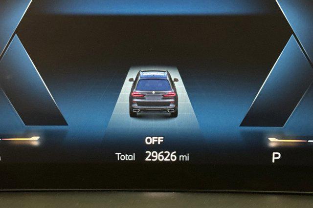 Photo of 2023 Skyscraper Grey Metallic BMW X7