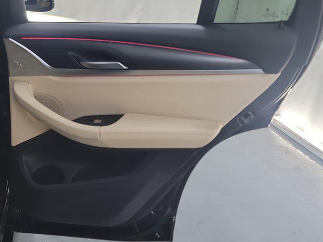 Photo of 2023 Black Sapphire Metallic BMW X3
