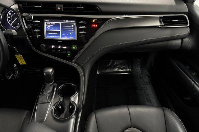 Photo of 2020 Blue Streak Metallic Toyota Camry