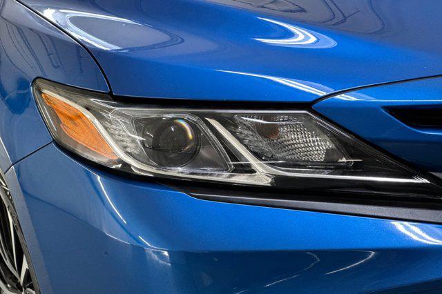 Photo of 2020 Blue Streak Metallic Toyota Camry