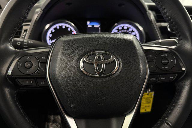 Photo of 2020 Blue Streak Metallic Toyota Camry