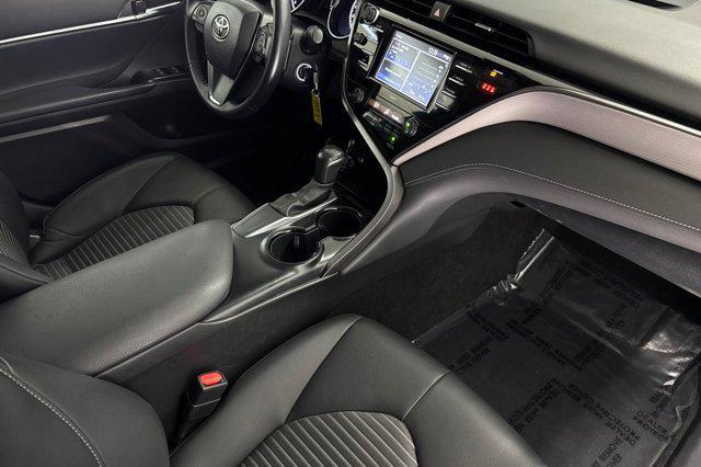Photo of 2020 Blue Streak Metallic Toyota Camry