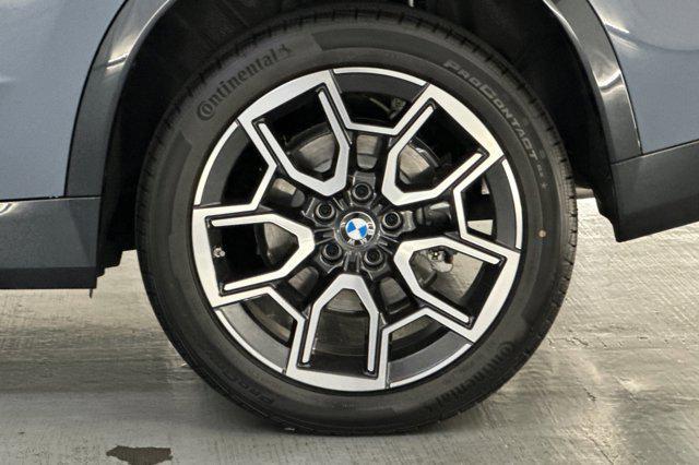 Photo of 2025 Storm Bay Metallic BMW X1