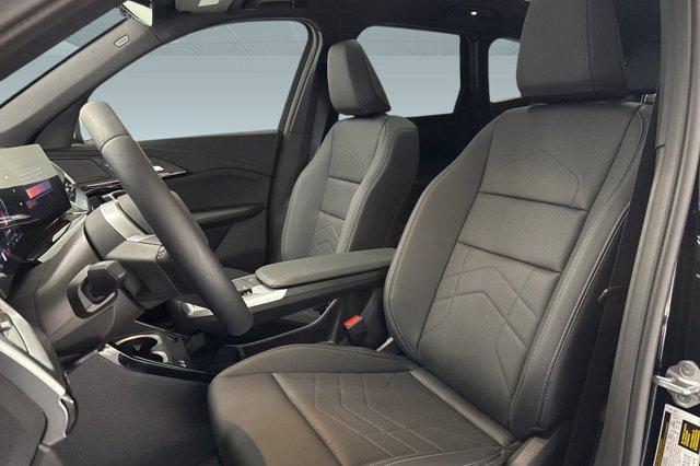 Photo of 2025 Black Sapphire Metallic BMW X1