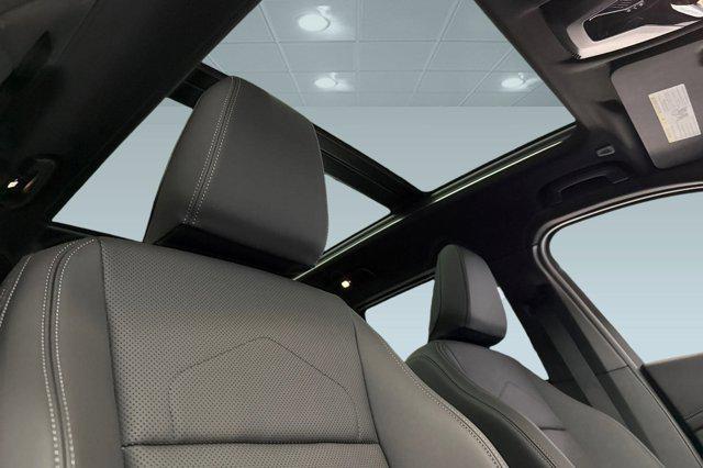 Photo of 2025 Black Sapphire Metallic BMW X1