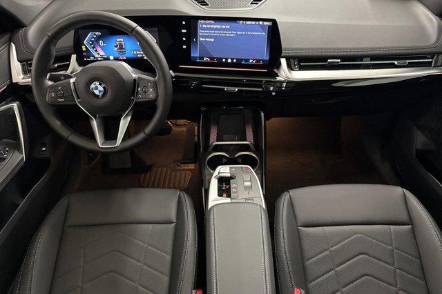 Photo of 2025 Black Sapphire Metallic BMW X1